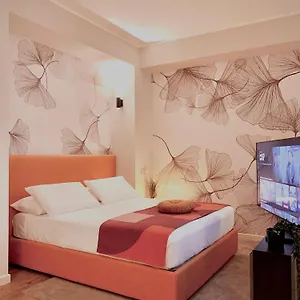 W83 House Apartment Como
